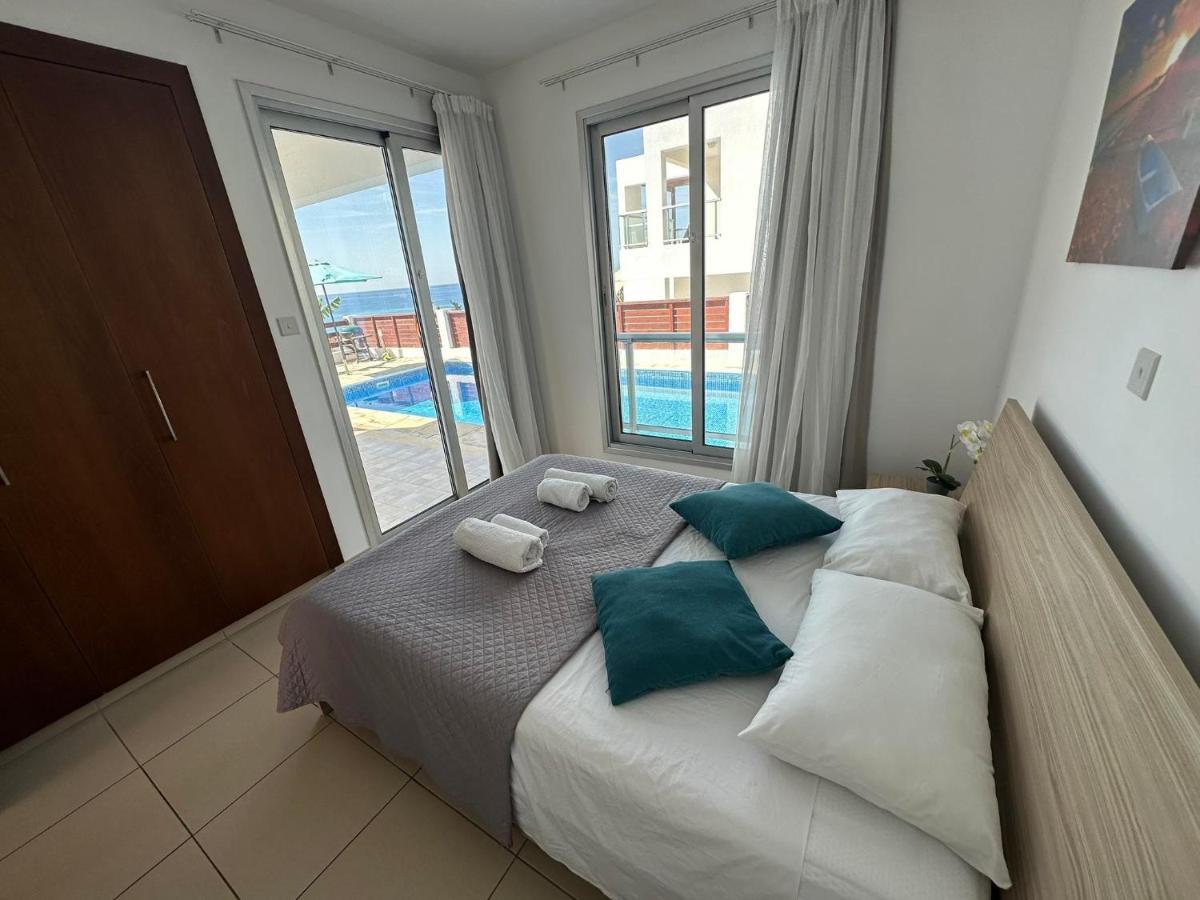 Villa Aqua Sunrise 1Km From Beach With Sea Views Kólpos tón Korallíon Eksteriør bilde