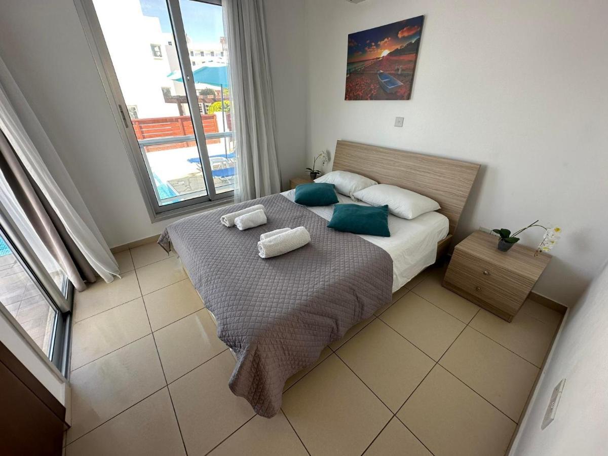 Villa Aqua Sunrise 1Km From Beach With Sea Views Kólpos tón Korallíon Eksteriør bilde